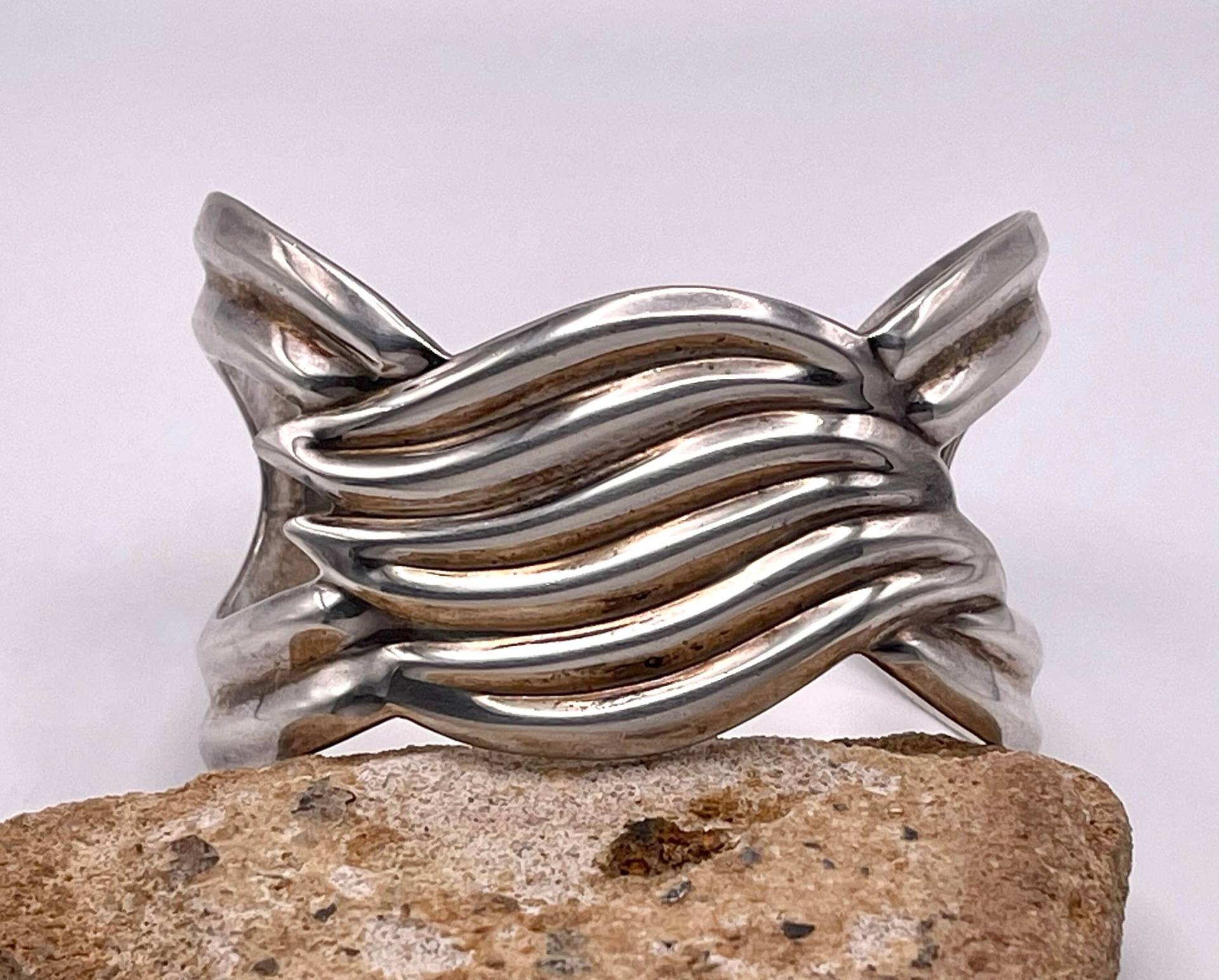 Vintage Taxco Sterling Silber Manschette Armband, Klobige Dicke Mid Century Schmuck, Mexiko von WildMesaMercantileCo