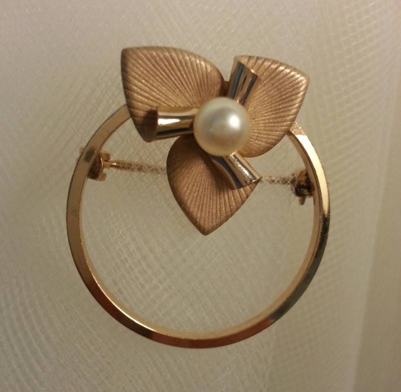 Vintage 14 Kt Gold Fill Echte Perlenbrosche von EnchantingCollection