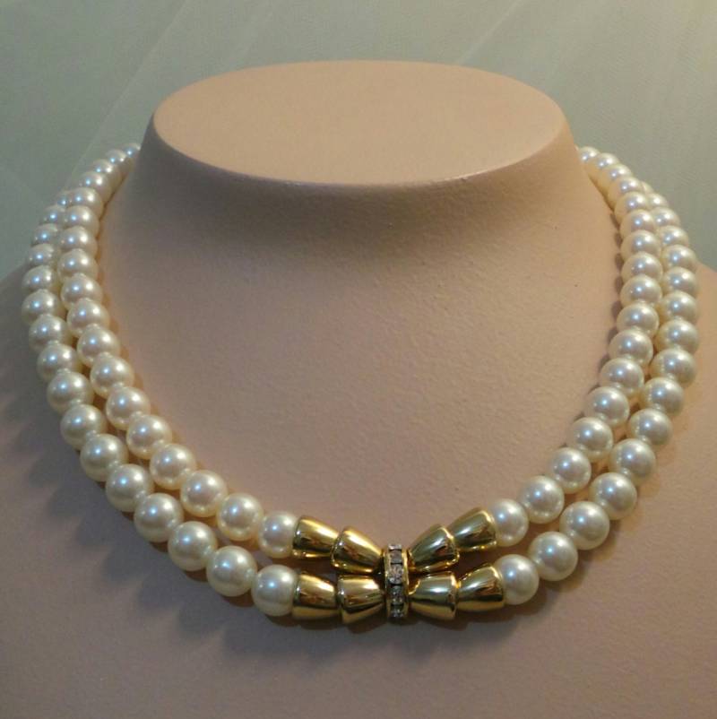 Vintage Faux Perlenkette von EnchantingCollection