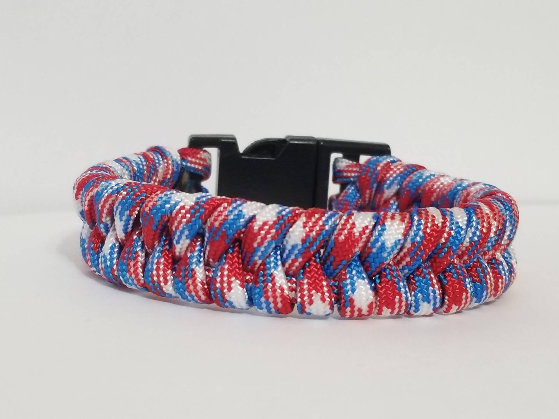 Freiheit Paracord Freiheit Paracord von EnchantingWanderer