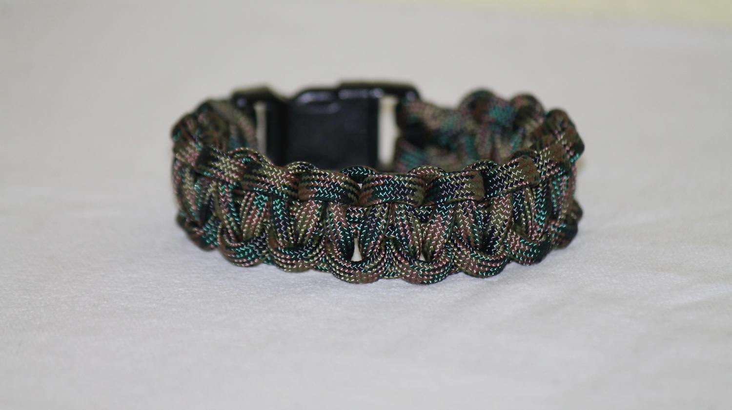 Wald Camo Para Cord Armband Wald Camo Para Cord Armband von EnchantingWanderer