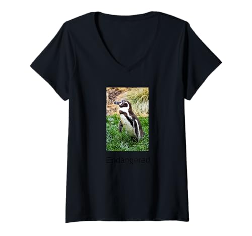 Damen Pinguin Shirt Gefährdet Galapagos Pinguin T-Shirt mit V-Ausschnitt Damen Pinguin Shirt Gefährdet Galapagos Pinguin T-Shirt mit V-Ausschnitt von Endangered Animal Species Apparel Company