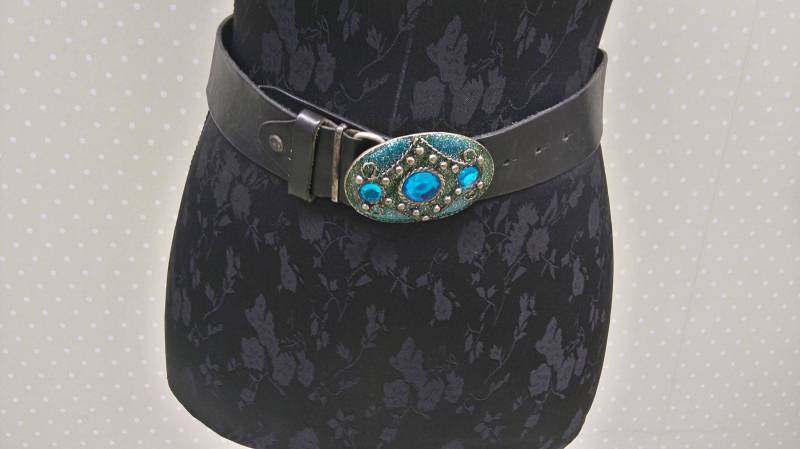 Vintage Schwarz Leder Gürtel/Schnallen Gürtel/Made in Italien/Blau Glas Steine Gürtel von Endladesign