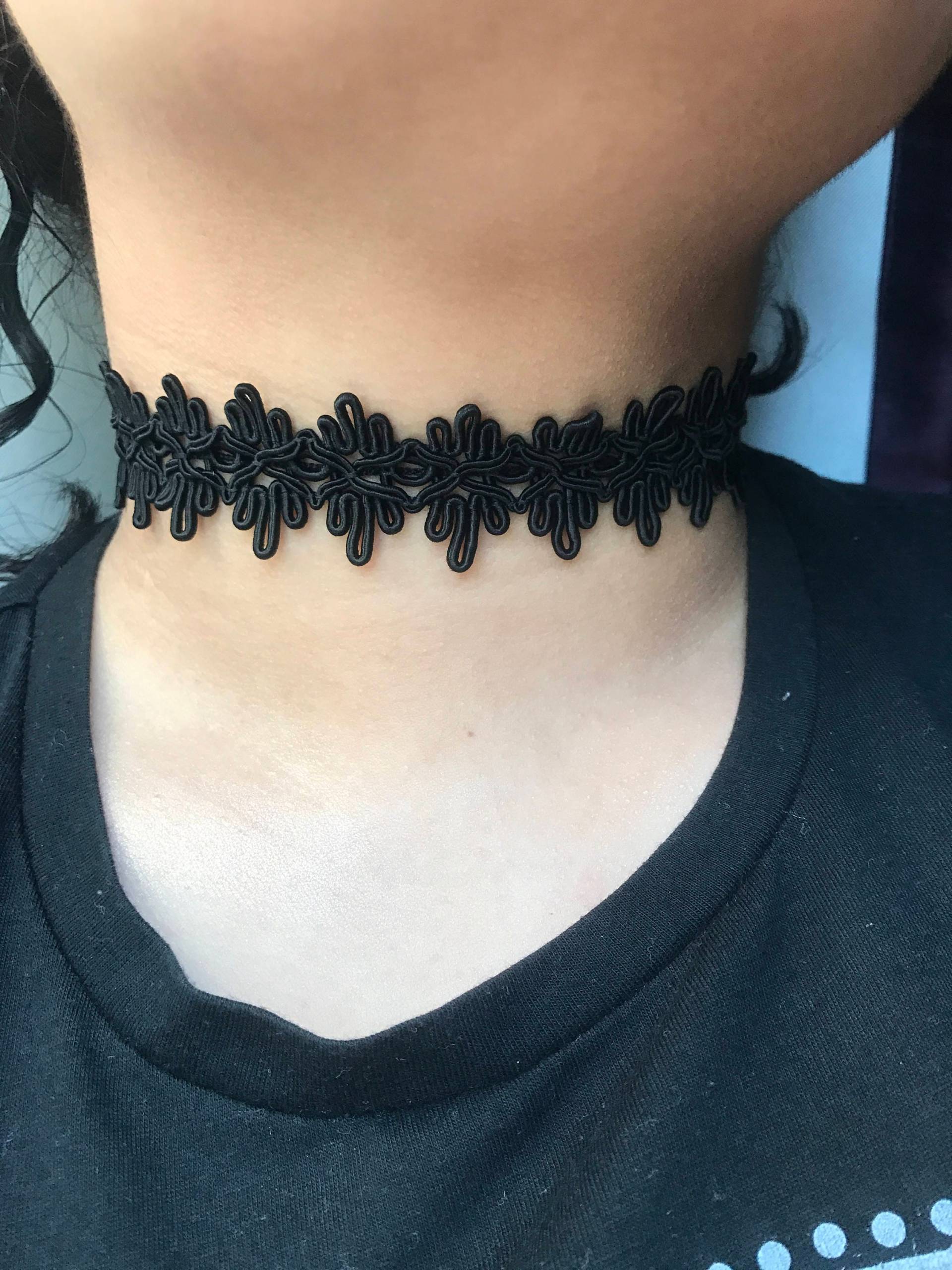 Schwarzen Spitzen-Halsband Schwarzen Spitzen-Halsband von EndlessLoveUSA