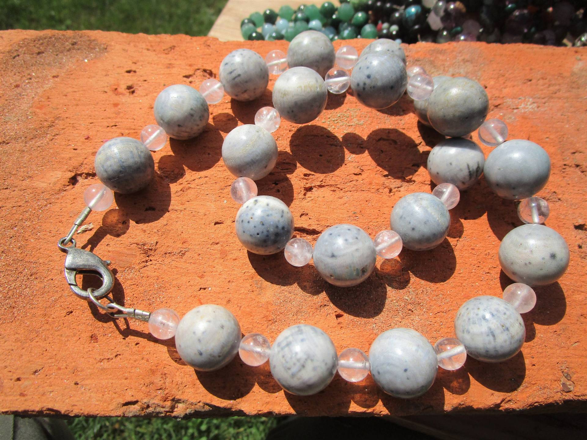 Große Blaue Koralle Rosenquarz Kette Große Blaue Koralle Rosenquarz Kette von EnergieArbeitGraz