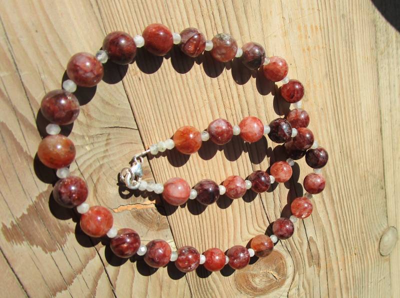 Rote Hematoidquarz/Eisenkiesel Labradorit Kette Rote Hematoidquarz/Eisenkiesel Labradorit Kette von EnergieArbeitGraz