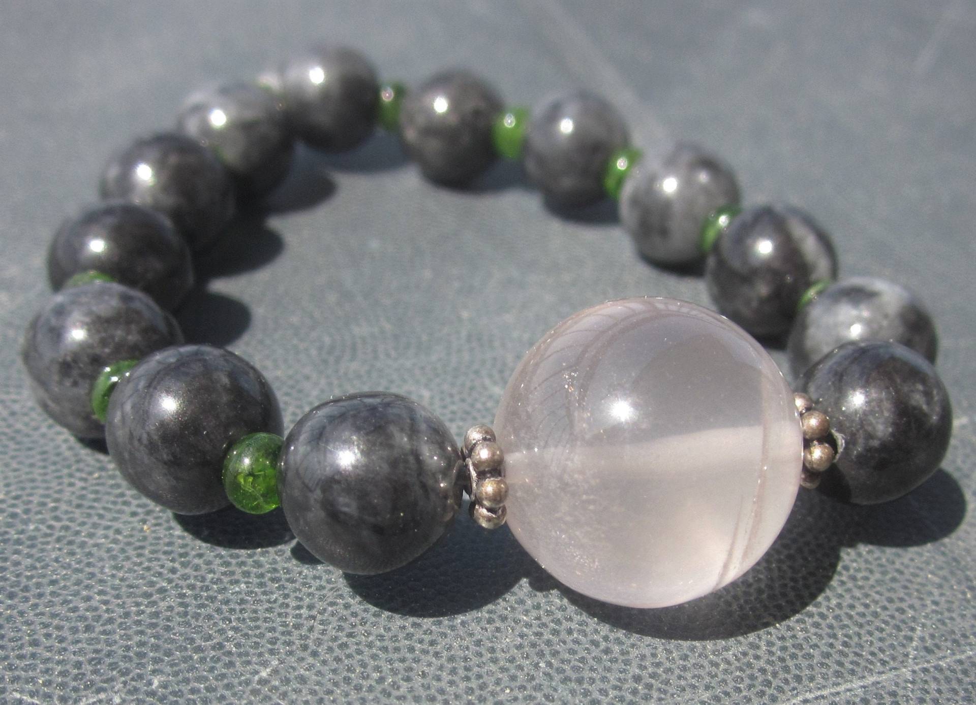 Schwarzes Jadeit Chromdiopsid Rosenquarz Armband Das, Was Zählt Schwarzes Jadeit Chromdiopsid Rosenquarz Armband Das, Was Zählt von EnergieArbeitGraz