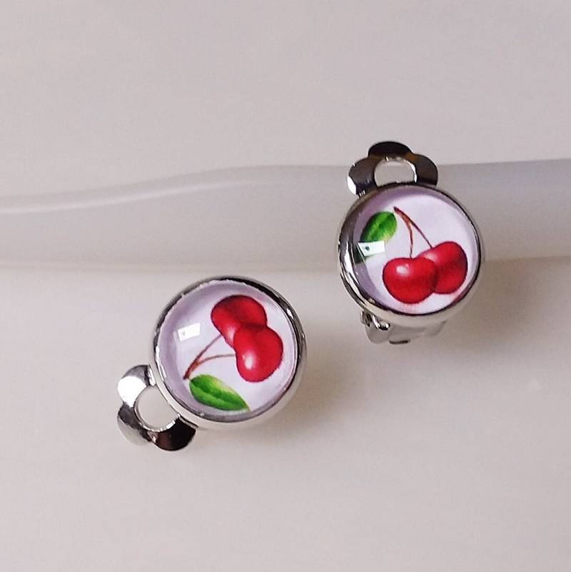 Mädchen Ohrclips Oder Ohrstecker Kirschen /Kinder Ohrringe /Mädchen Ohrringe/ Farbe Silber/ Geschenk von Engelswunsch