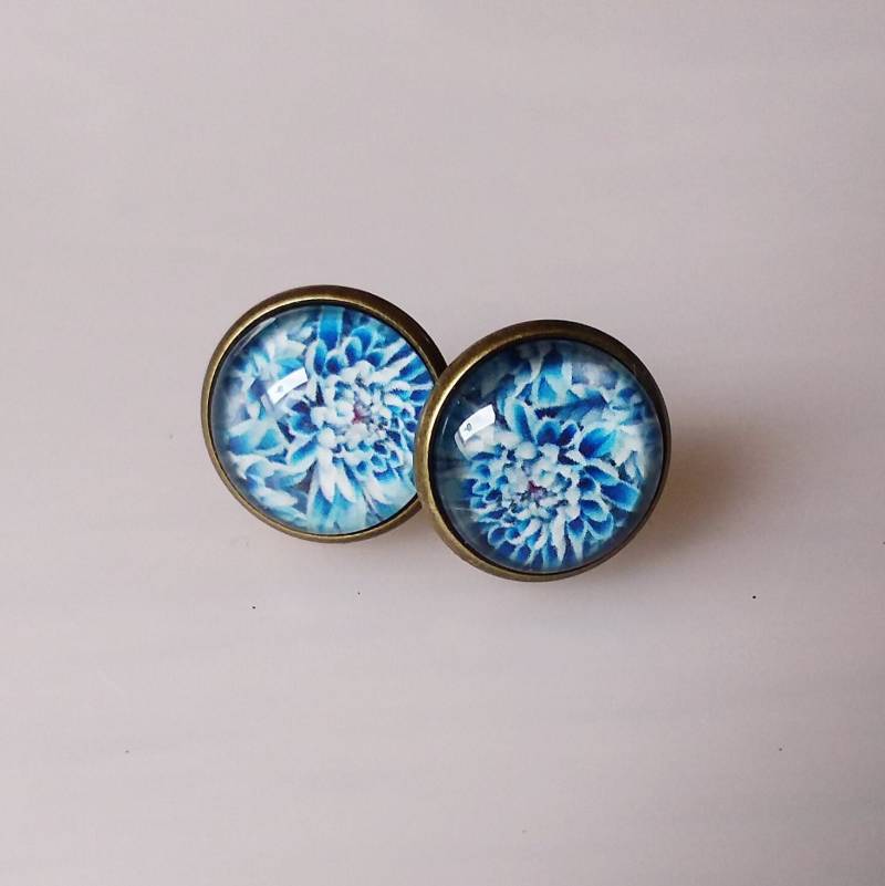 Ohrstecker Vintage Blüte Blume Blau, Cabochon Ohrringe , Messing Antik , Boho von Engelswunsch