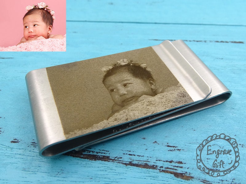 Geldklammer Mit Eingraviertem Handschriftlogo - Individuelles Doppelseitiges Trauzeugen Geschenk von EngraveGift