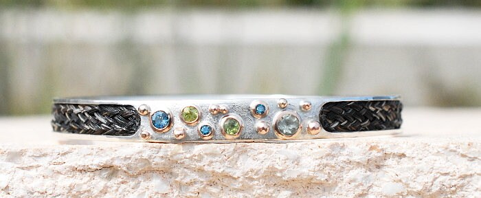 Benutzerdefinierte Rosshaar Armband, Sterling Silber 9Ct Gold Pferdhaar Armreif, Haustier Pelz Asche Armband Benutzerdefinierte Rosshaar Armband, Sterling Silber 9Ct Gold Pferdhaar Armreif, Haustier Pelz Asche Armband von Enigmahorse