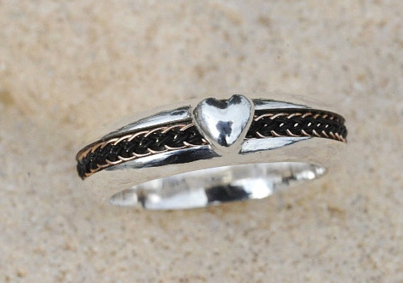 Benutzerdefinierte Rosshaar-Ring, Sterling Silber Herz-Pferd-Ring, Pferd Herz-Ring, Asche-Ring, Haustier Pelzring, Gedenkring Benutzerdefinierte Rosshaar-Ring, Sterling Silber Herz-Pferd-Ring, Pferd Herz-Ring, Asche-Ring, Haustier Pelzring, Gedenkring von Enigmahorse