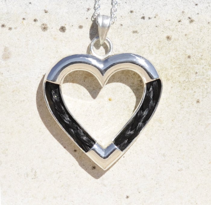 Rosshaar Anhänger, Silber Gedenk Herz Gedenkanhänger, Asche Haustier Fell Halskette von Enigmahorse