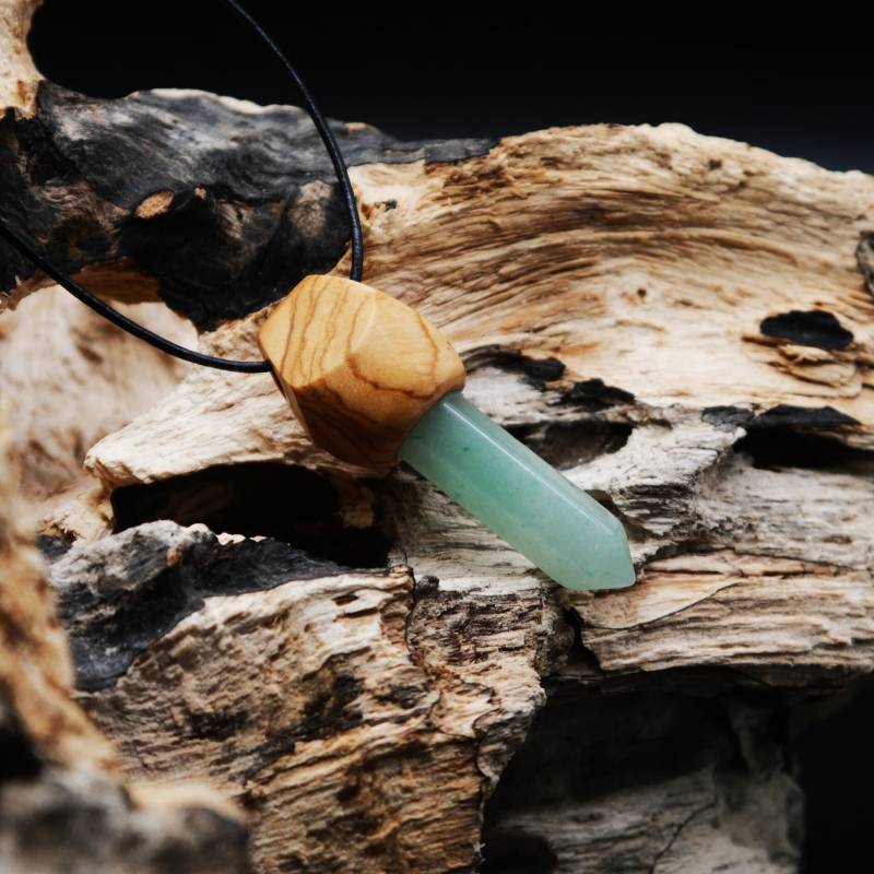 Edle Heilstein Kette Mit Grünem Aventurin Und Olivenholz - Anhänger Halsschmuck Grüner von Enjearth