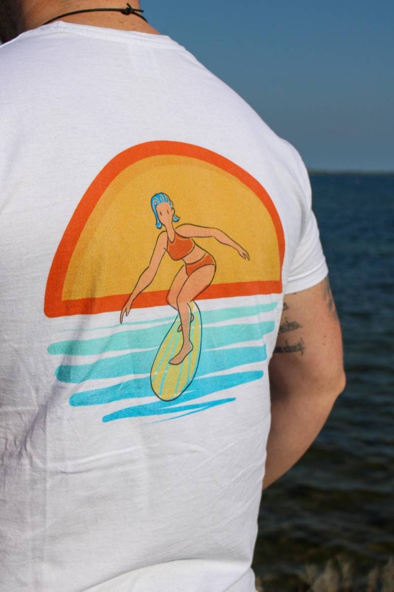 Aloha Surf Tshirt, Sunshine Shirt, T-Shirt, Geschenkidee - Premium Backprint, Herren Tshirt von EnjoyLifeandFreedom