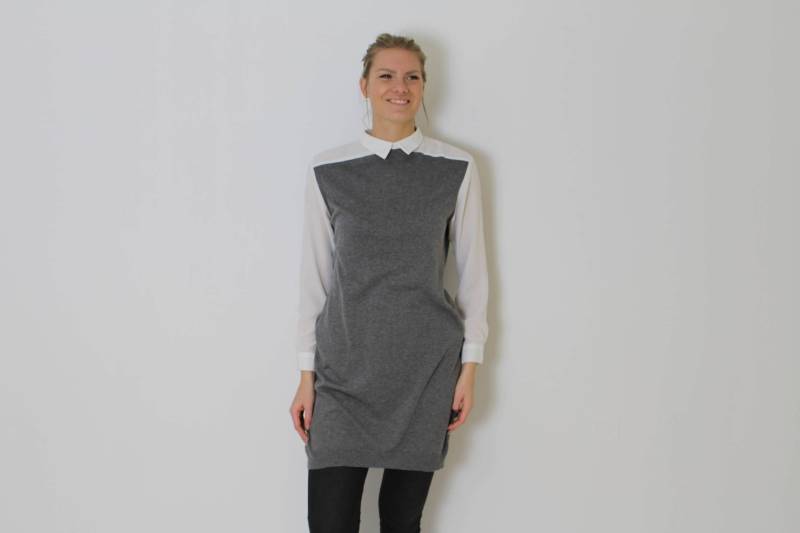 Graues Tunika Kleid Grau Strick Weiß Blouse Effekt Gestrickt Locker Hippie Boho Größe Mittel Bis Groß von EnjoyMyVintage