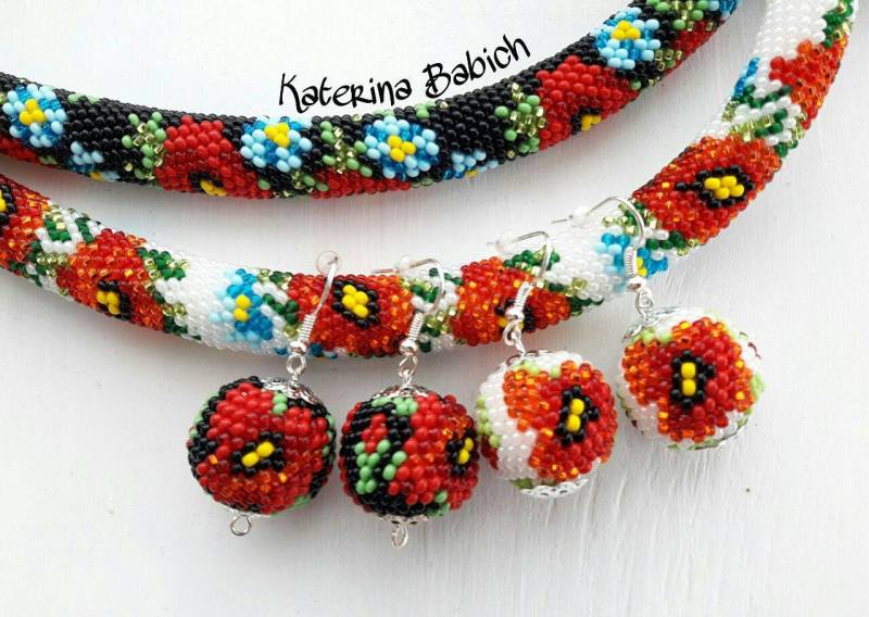 Mohnblumen Kette, Handgemachte Mohnblumen Kette von EnkarraBeads