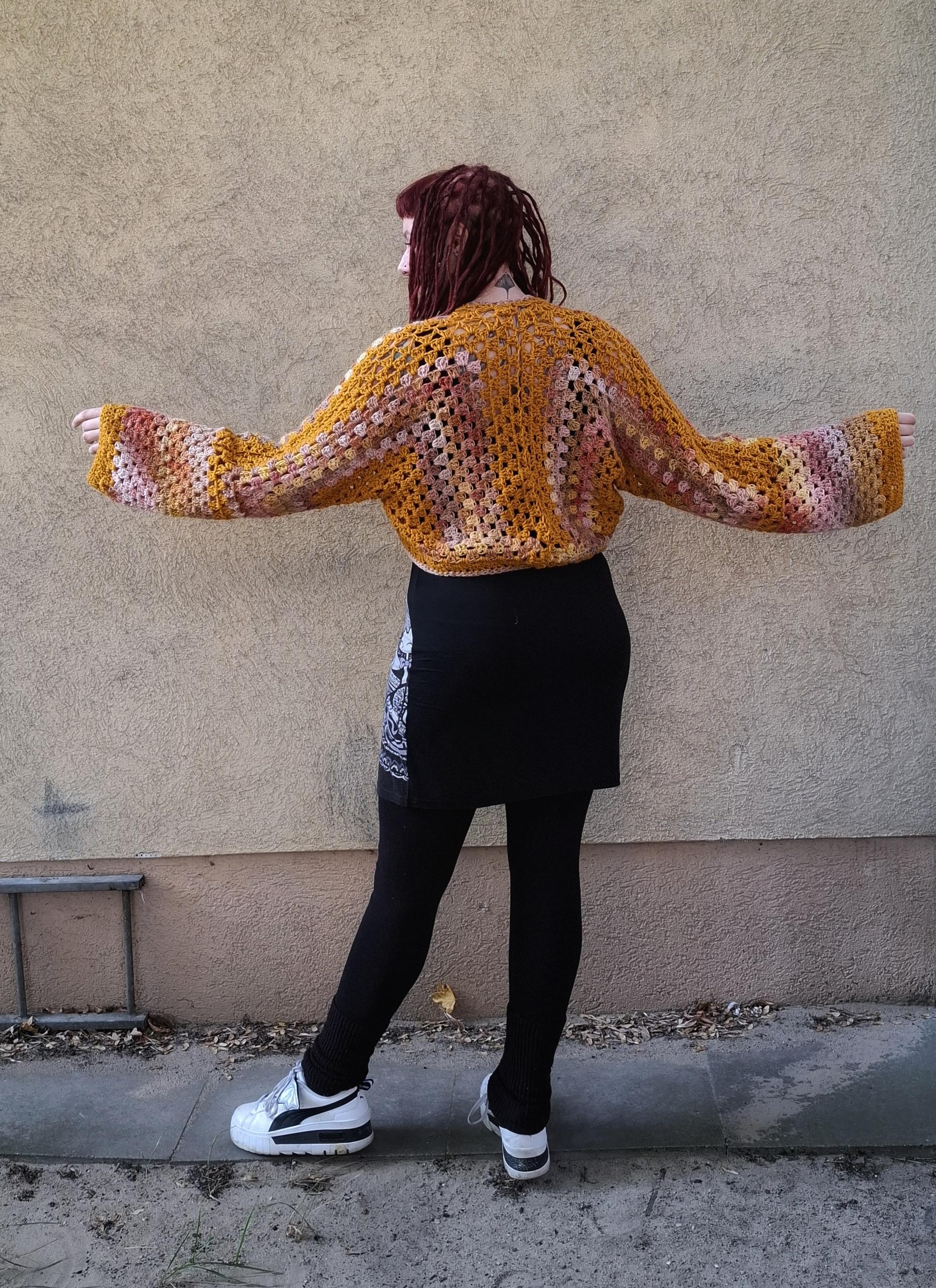 Gehäkelter Hexagon Bolero - Inspiriert Von Mami Tomoe | Puella Magi Madoka Magica | Häkel Strick Jacke Unikat Wolle von EntangledMoonlight