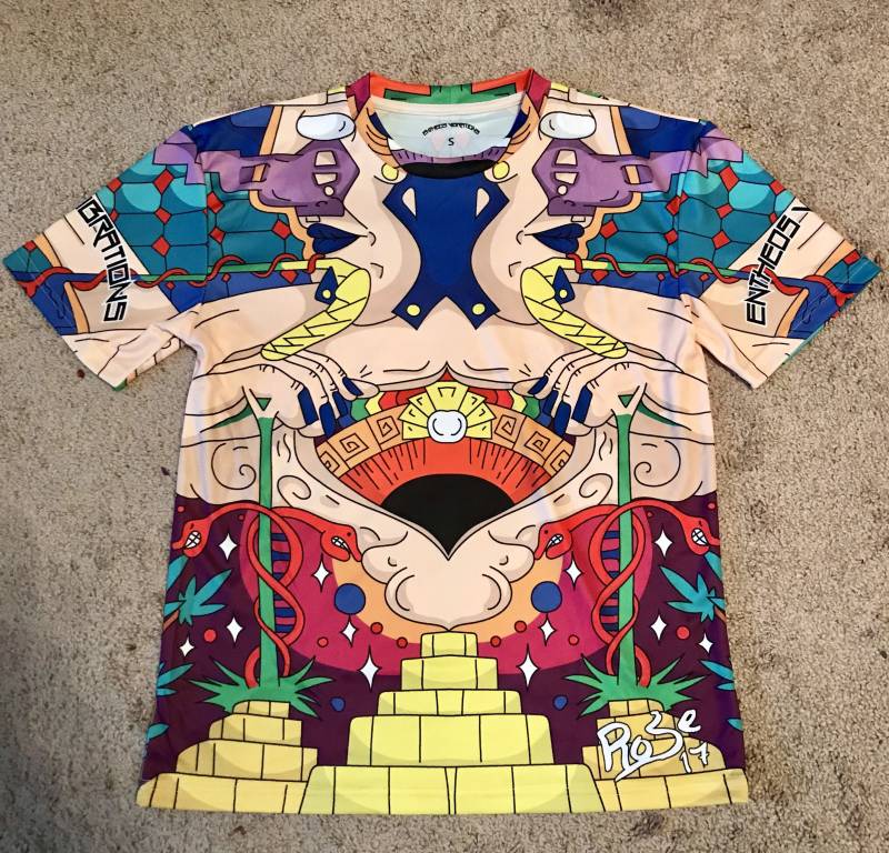 Taylor Rose T-Shirt Taylor Rose T-Shirt von EntheosVibrations