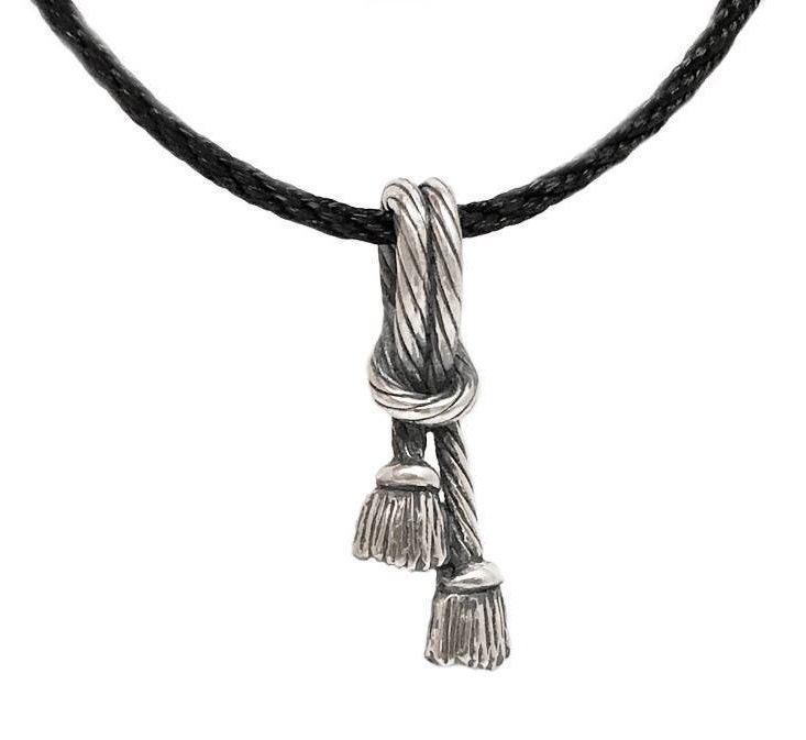 925 Sterling Silber Quasten Anhänger Handgefertigtes Sailor Knot Souvenir 925 Sterling Silber Quasten Anhänger Handgefertigtes Sailor Knot Souvenir von EphemeralLegacy