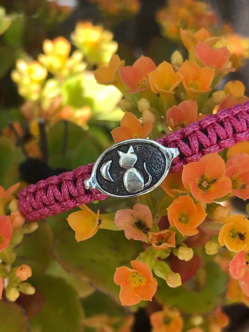 sterling Silber Katze & Mond Armband Handgeflochtenes Nylon, Verstellbar sterling Silber Katze & Mond Armband Handgeflochtenes Nylon, Verstellbar von EphemeralLegacy