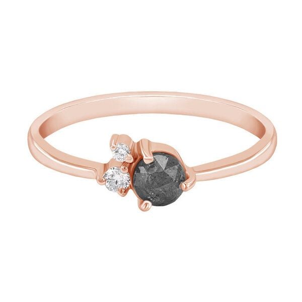 Eppi Zarter Ring mit Salt and Pepper Diamant Adnan von Eppi