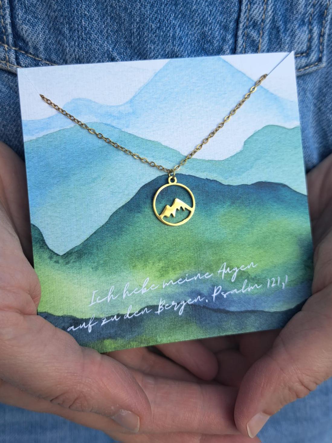 Goldkette Berg Anhänger, Christlicher Schmuck Psalm 121, Zierliche Kette Aus Vergoldetem Edelstahl von ErMUTigungsschmuck