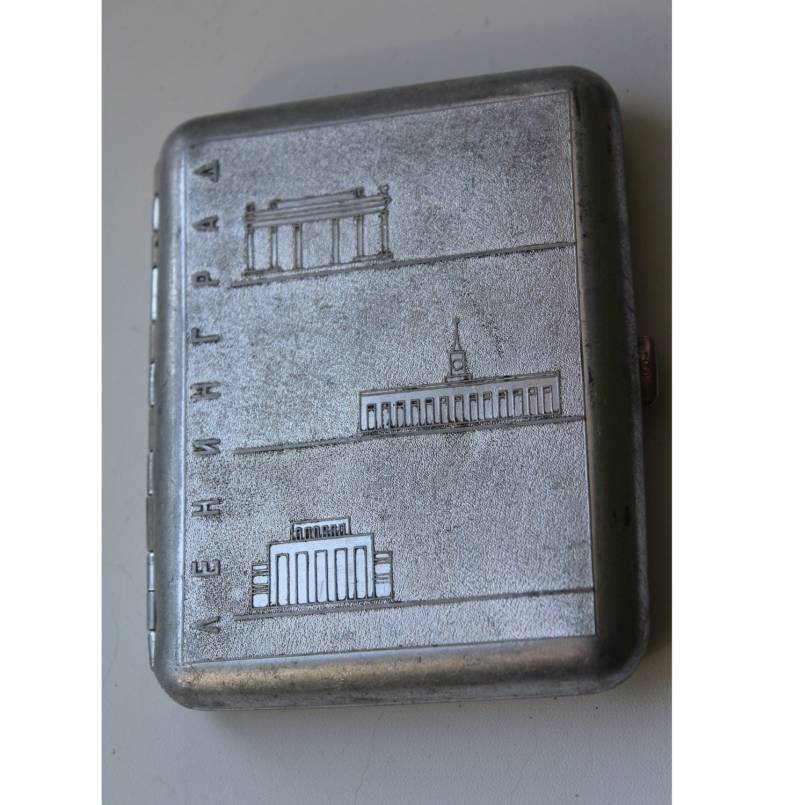 Rotes Zigarettenetui, Leningrad Udssr. Metall Zigarettenetui Udssr. Tabakdose. Kartenhalter, Geschenkidee, Weihnachtsgeschenk von EraRetro