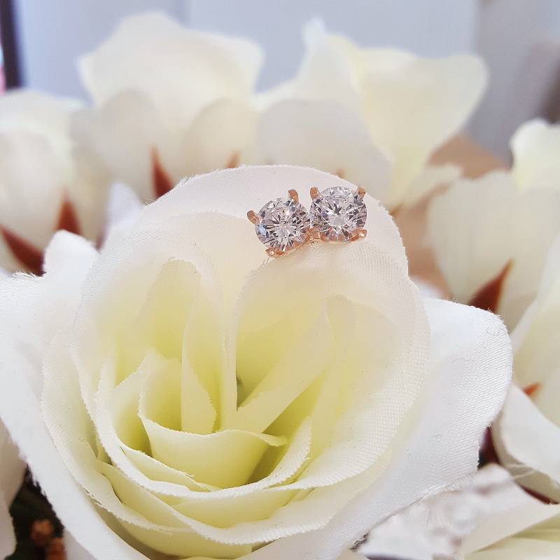 sterling Silber Solitär Ohrstecker 4-Zacken Cubic Zirkonia von ErdalBirdalJewelry