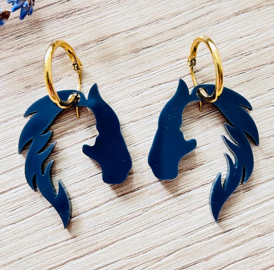 Pferde - Pferde-Ohrringe | Goldfarben Pferd-Mädchen-Silhouette | Schwarz- 060-18 von ErdmaennchenLuna