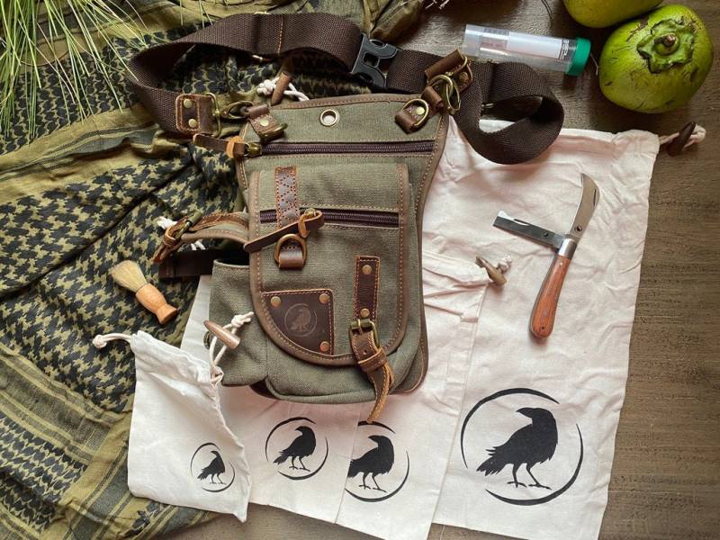 Eremos Foraging Kit Bundle Wild Food Adventure Toolkit von EremosCollective