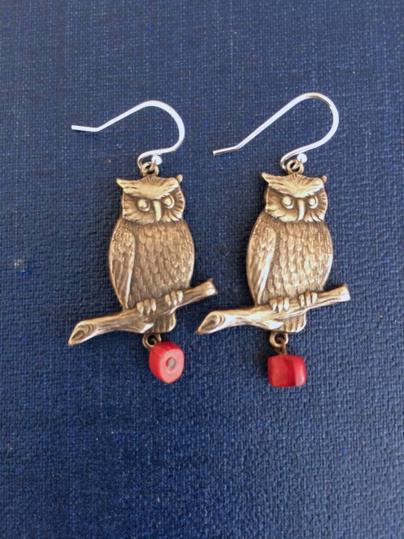 Eulen Ohrringe Mit Roter Koralle, Sterling Silber, 4 cm Eulen Ohrringe Mit Roter Koralle, Sterling Silber, 4 cm von ErikaAndFriends