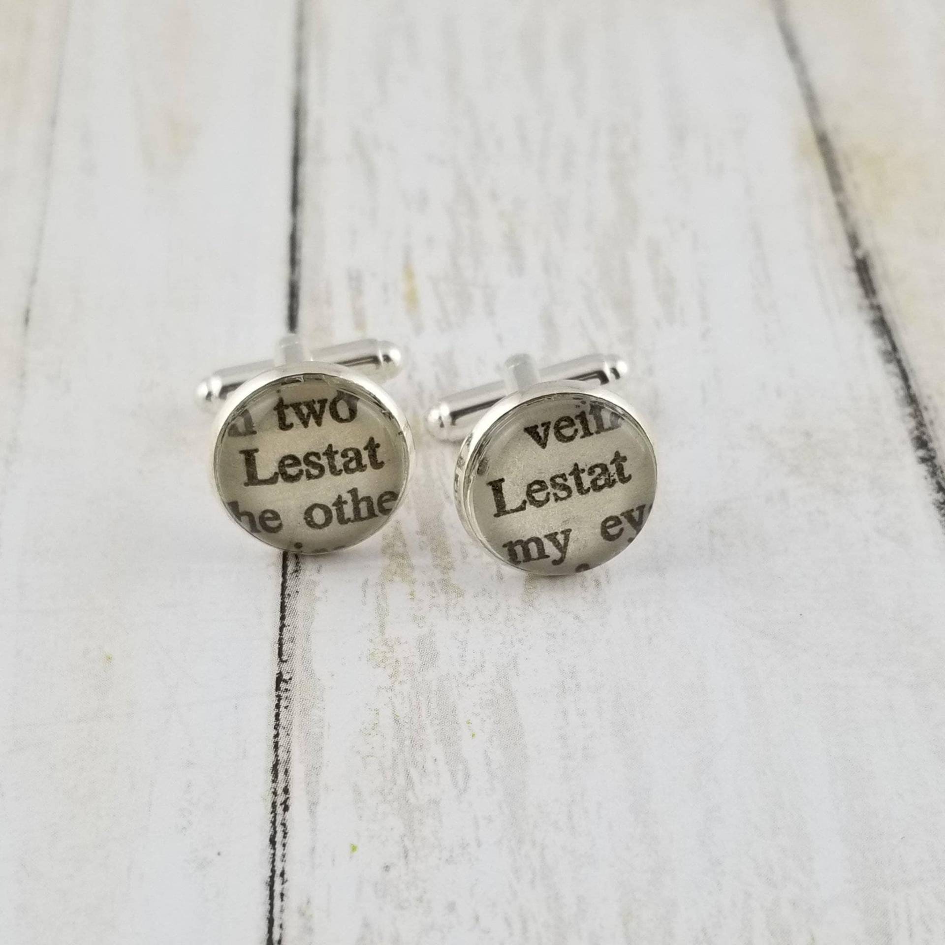 Vampir Buchseite Manschettenknöpfe/ Manschettenknöpfe von ErinCaseyCrafts