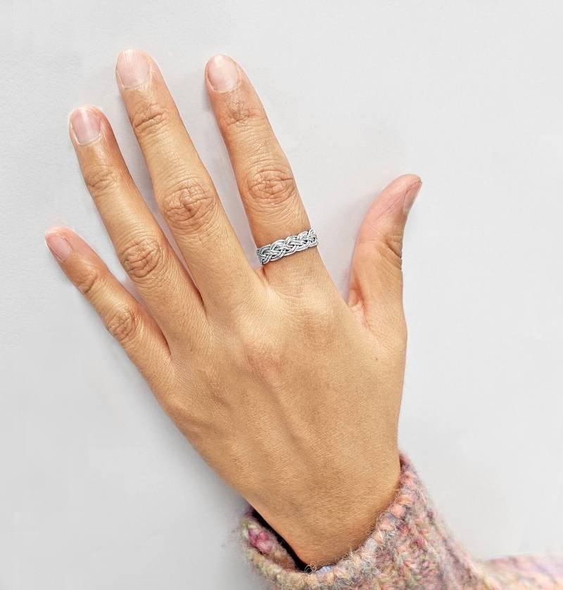 Sterling Silber Geflochtener Ring, Hand Stapeln Ring von ErinSilverCraft