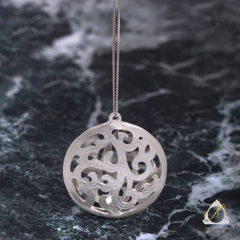 Handgefertigte Silber Filigrane Anhänger, Doppelseitige Natur Schmuck, Geformte Metall Kunst Wasser Schmuck Geschenk Frauen von ErisMetalArt