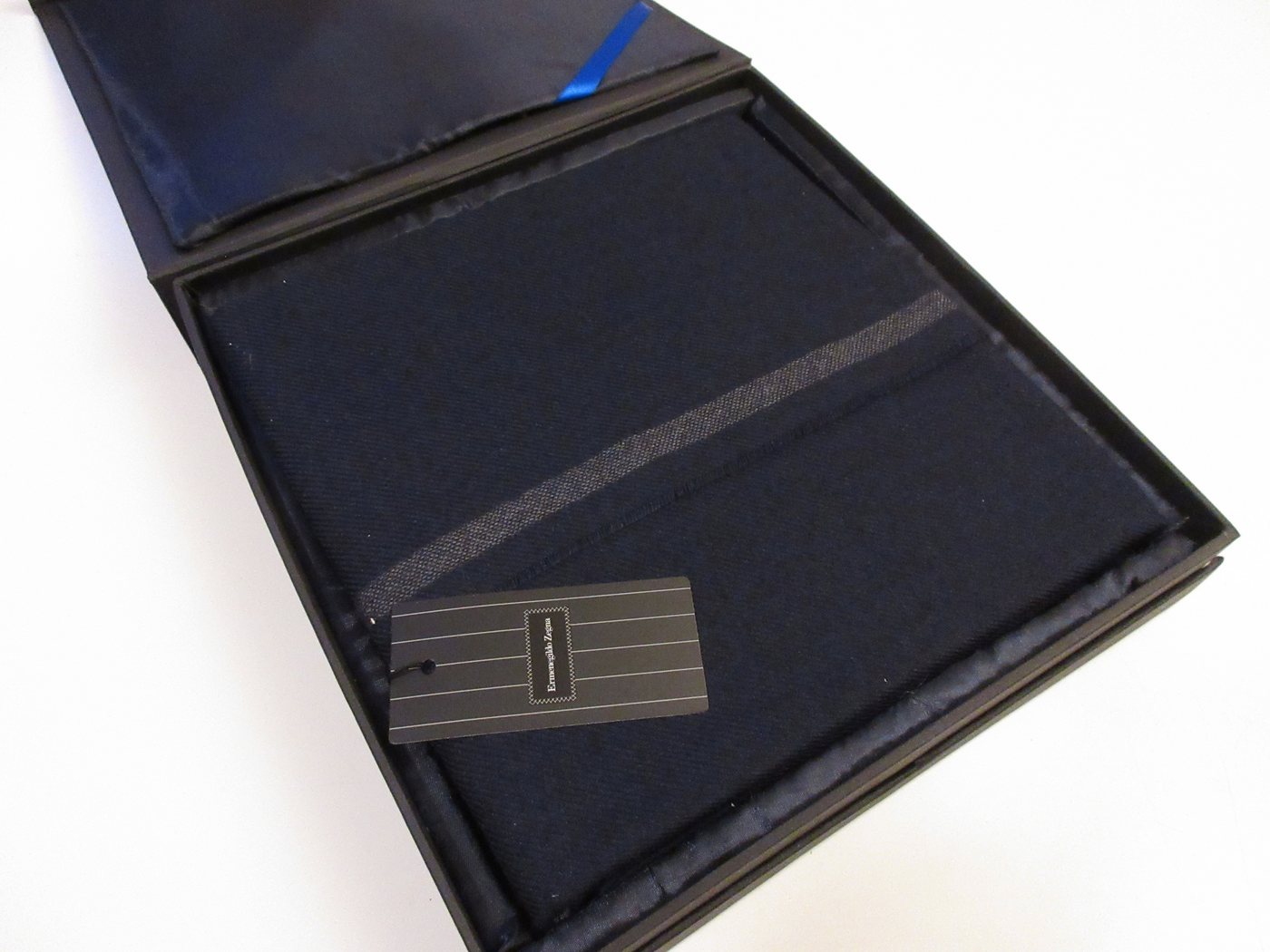 Ermenegildo Zegna Kaschmirschal Ermenegildo Zegna Herren Schal Kaschmir/Seide Dunkelblau ZXK50 von Ermenegildo Zegna