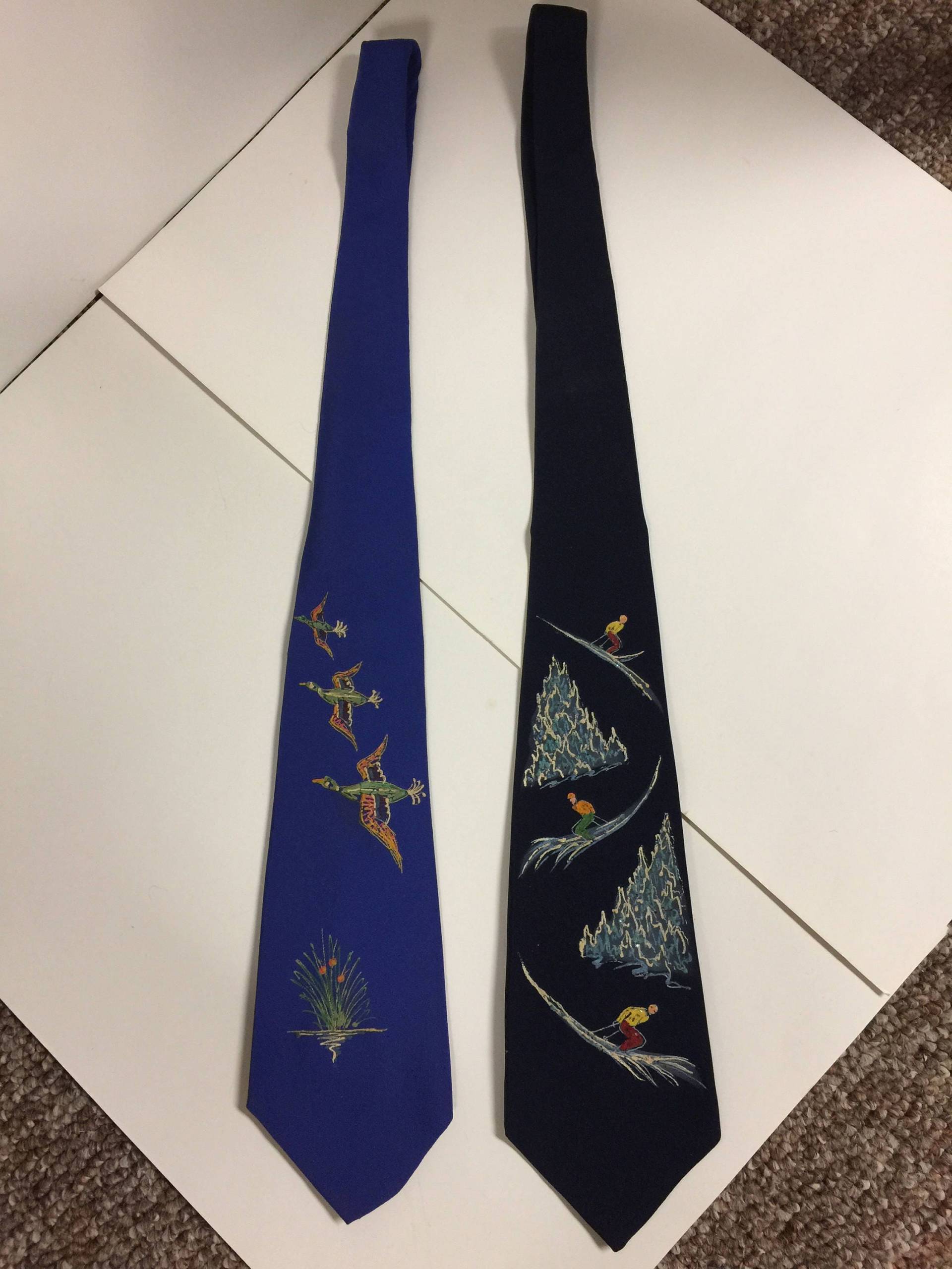1970 Vintage Ward Und Gemalt Krawatten 1970 Vintage Ward Und Gemalt Krawatten von ErniesVintageGoods