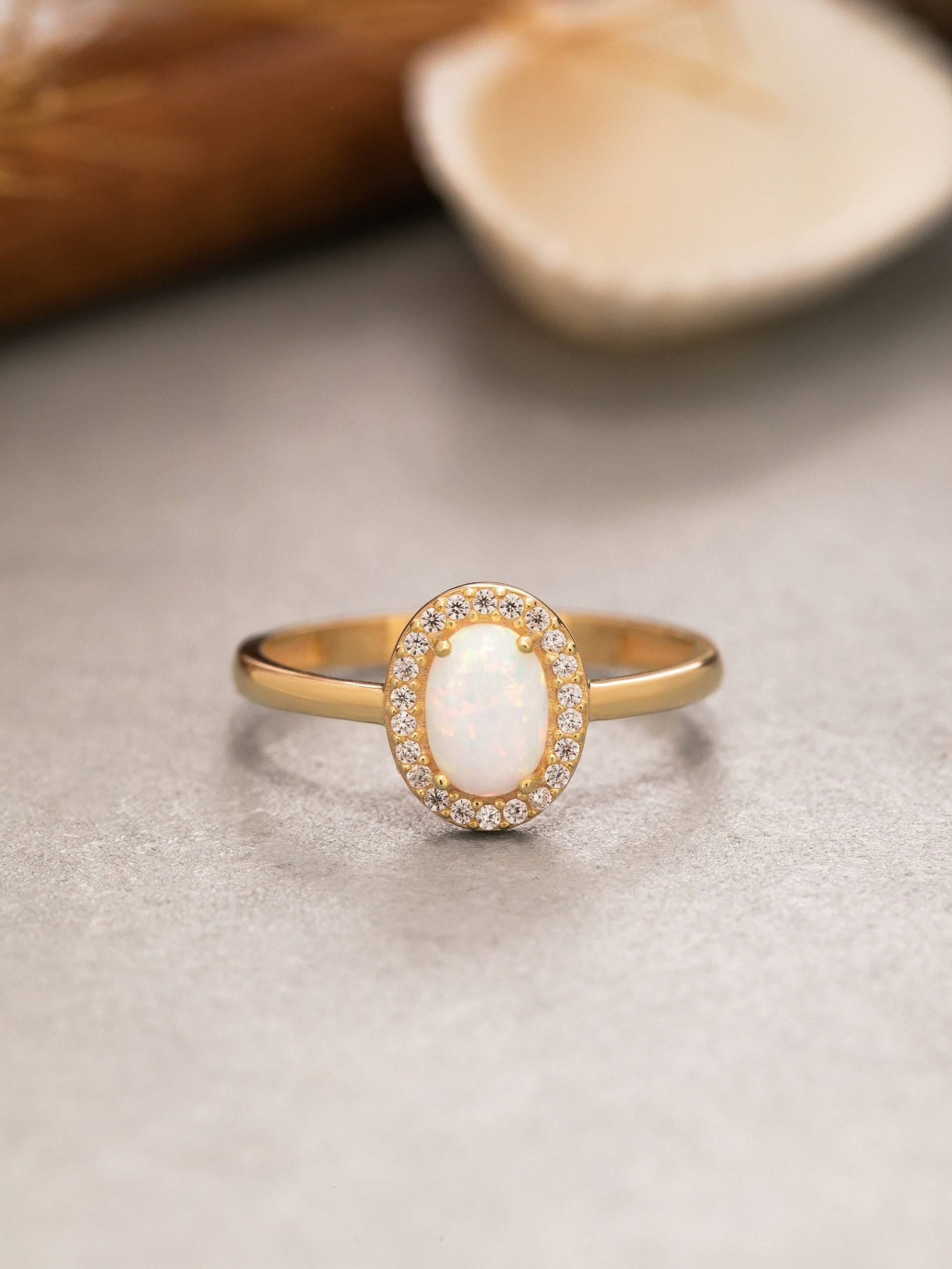 14K Solid Gold Weißer Opal Ring, 925 Sterling Silber Oval Zierlicher Geburtsstein Geschenk Für Sie, Mama von ErsJewelryDesign