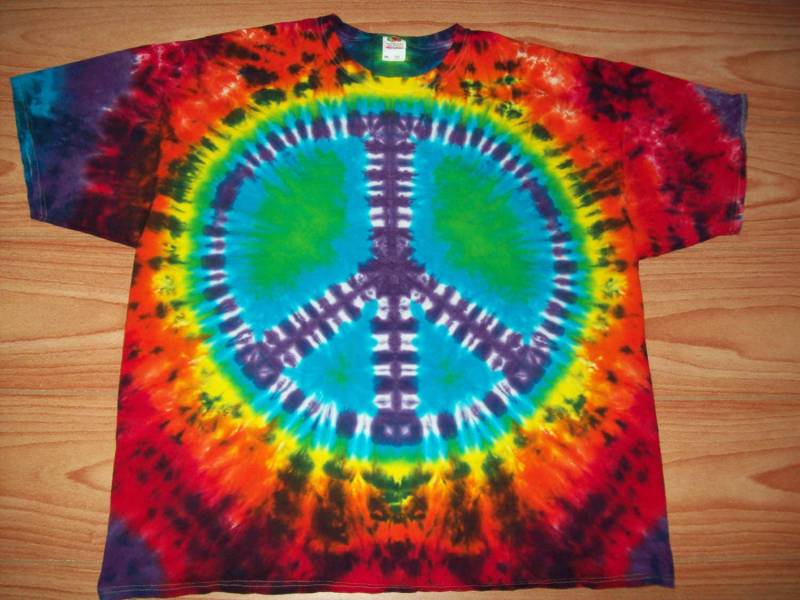 Peace Zeichen Tie Dye - S M L Xl 2X 3X 4X 5X 6X Kinder Erwachsene Plus Size Shirt Dunkler Regenbogen von EsGroovyTuesdays