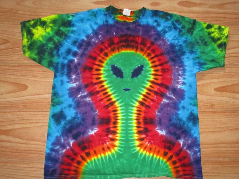 S M L Xl 2X 3X 4X 5X 6X Alien Tie Dye - Kinder Erwachsene Plus Größe Batik Shirt von EsGroovyTuesdays