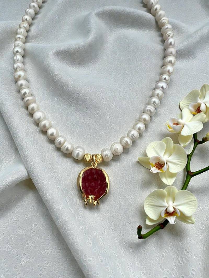 Granatapfel Detail Naturperlen Kombination Design Halskette von EsHustone