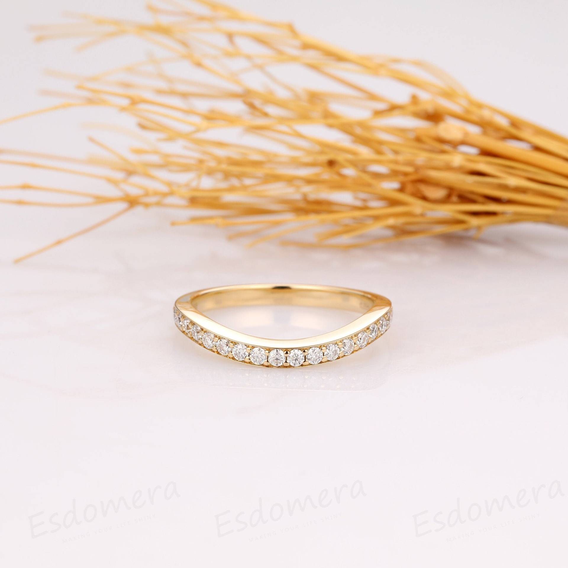 14K Gelb Gold Geschwungener Ehering, Moissanite Passender Ring, Ring Für Frauen, Zarter Versprechen Brautring, Handgemachter von Esdomera