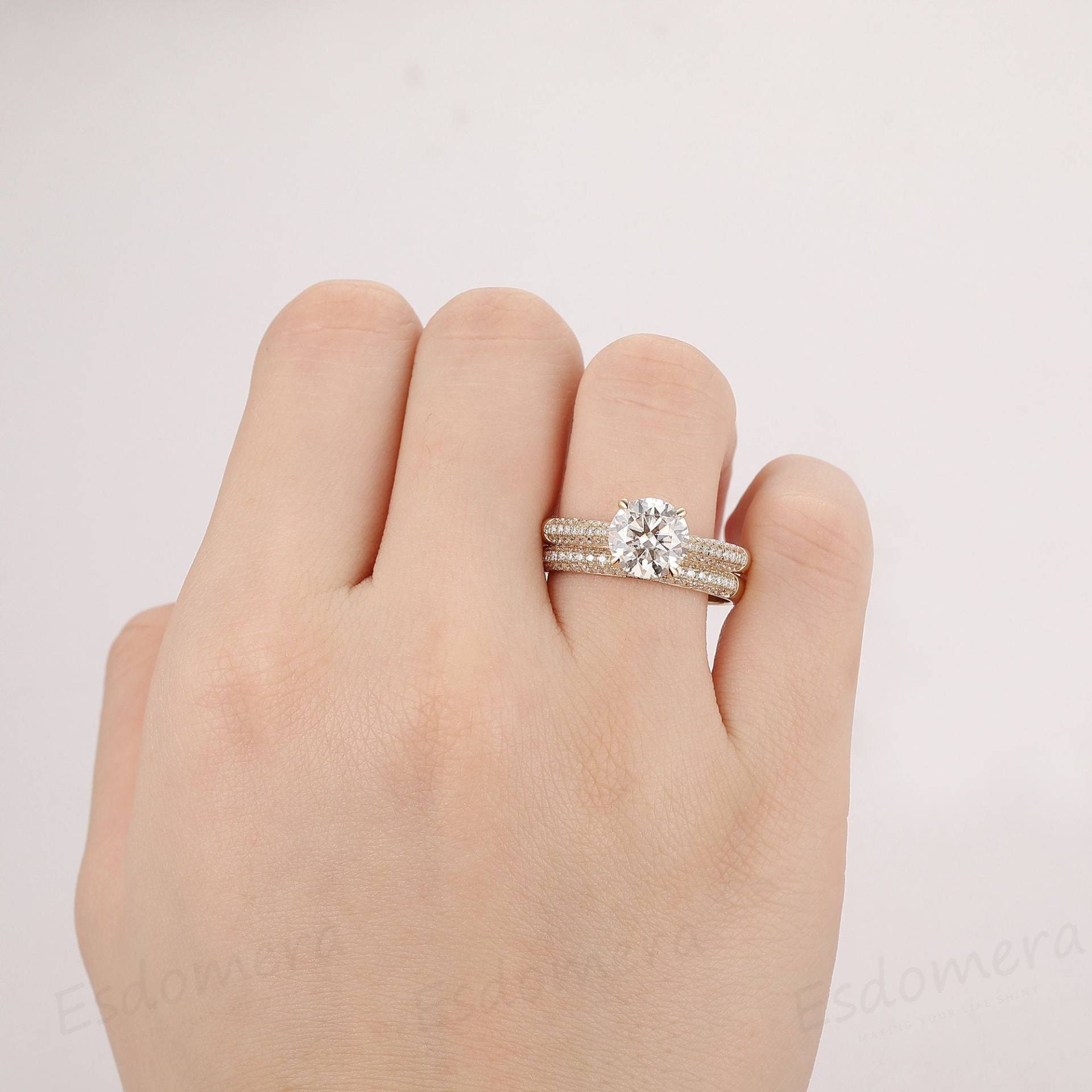 2.5Ct Runde Geschnitten Moissanite Ring, 14 K Gelbgold Braut Ring Set, Jahrestag Ehering, Versprechen Ehering Für Sie von Esdomera