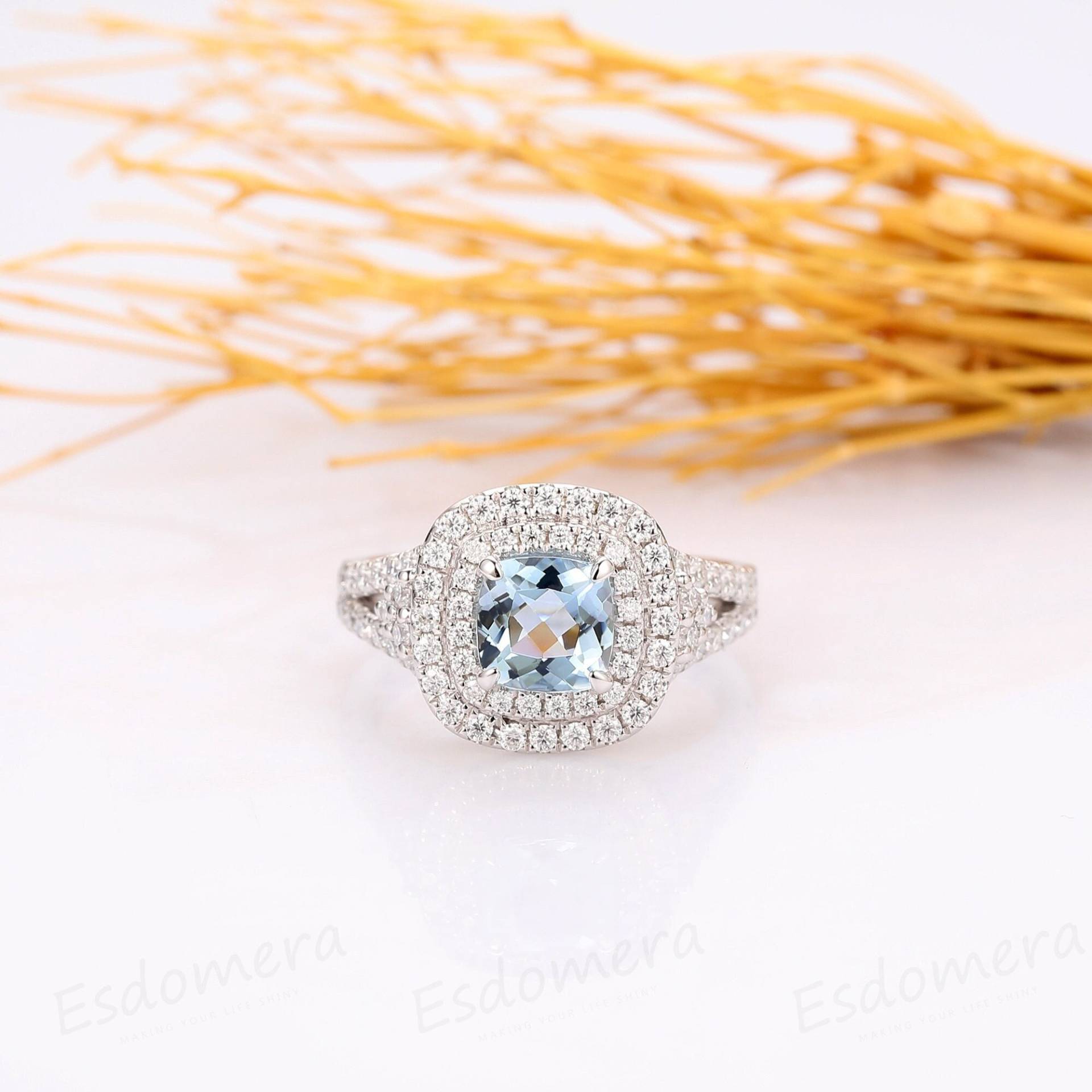 Doppelter Heiligenschein Ring, 1Ct Kissen Geschnittener Natürlicher Aquamarin Brautring, Blauer Edelstein Damenring, Massiver 14K Weißgold von Esdomera