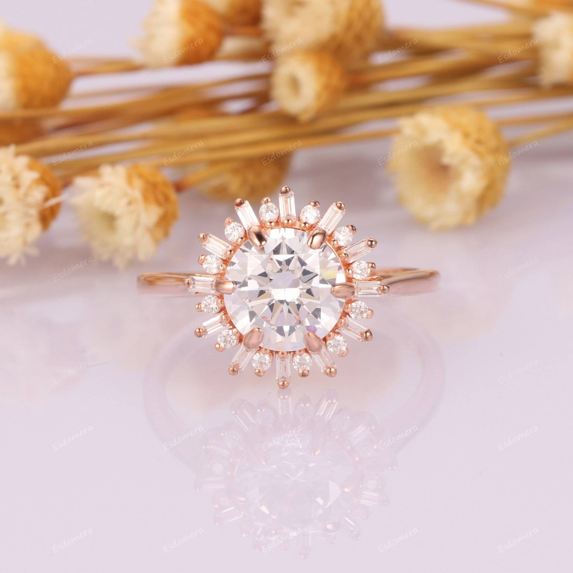 Floral Halo Runder Moissanite 2Ct Verlobungsring, Antiker Braut Ehering, Art Deco Statement Ring, Massiver Rose Gold Brautring Für Sie von Esdomera