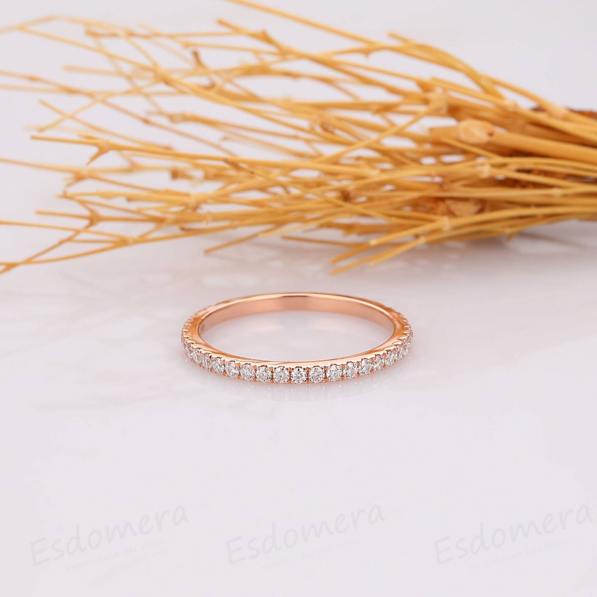 Zierliche Moissanit Eheringe, 3/4 Eternity Stapelring, Muttertagsgeschenk, Vintage Passendes Band, Versprechensring Für Frauen von Esdomera