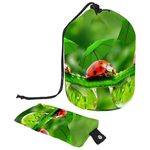 Eslifey Große Make-up-Tasche mit Kordelzug, Marienkäfer mit grünem Regenschirm, Reise-Kosmetiktasche, tragbare Make-up-Organizer-Tasche, mehrfarbig, 9.9x6.9in/25.2x17.6cm Eslifey Große Make-up-Tasche mit Kordelzug, Marienkäfer mit grünem Regenschirm, Reise-Kosmetiktasche, tragbare Make-up-Organizer-Tasche, mehrfarbig, 9.9x6.9in/25.2x17.6cm von Eslifey