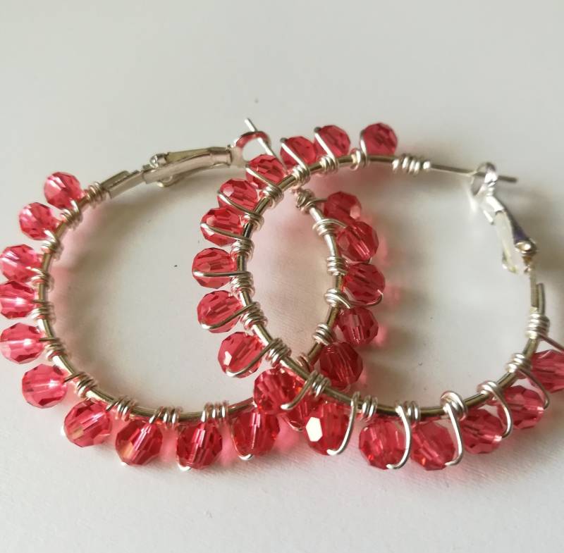 Swarovski Padparadscha Crystal Wire Hooped Ohrringe Swarovski Padparadscha Crystal Wire Hooped Ohrringe von EsmeHandmadeJewelry