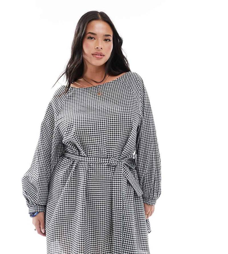 Esmée Curve - Exklusiv - Mini-Strandkleid in Schwarz und Weiß mit Vichy-Karo und Dreiviertelärmeln-Bunt von Esmee Curve