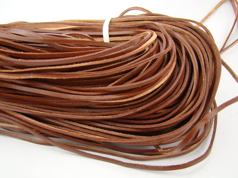 esnado Eckiges Lederband 3 x 2 mm – Braun von Esnado